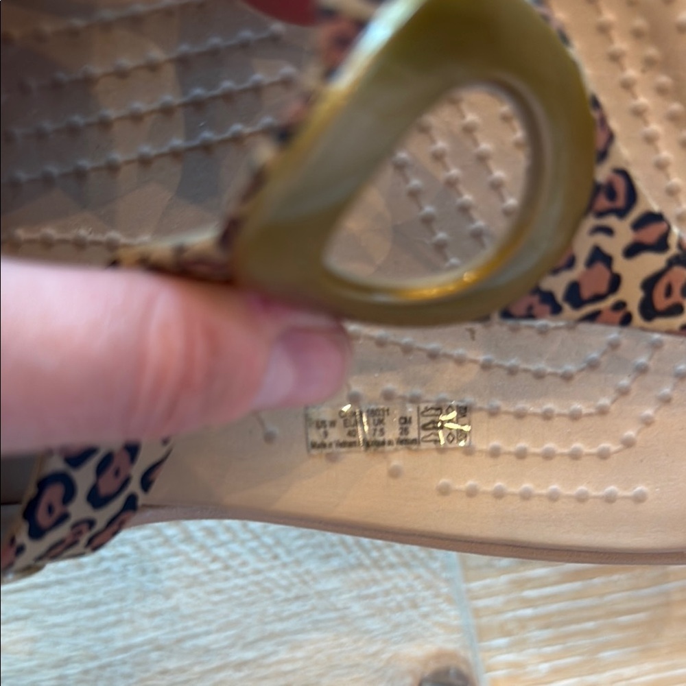 CROCS Tan and Leopard Sandals with Metallic Accents - Picture 3 of 3